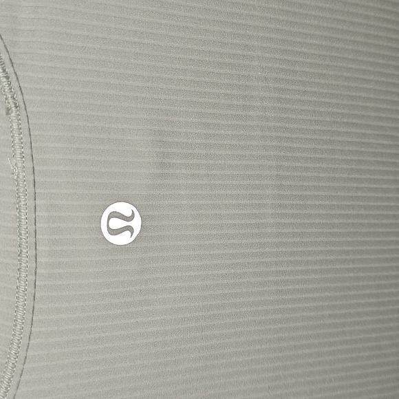 Lululemon Nwts All It Takes Back-Twist Rib Short Sleeve Tops! Sz 6 FOGN! - Picture 7 of 9